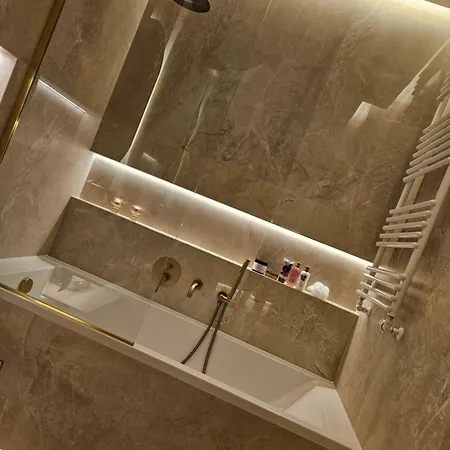 Perla Slonca Premium Private Parking Στσέτσιν