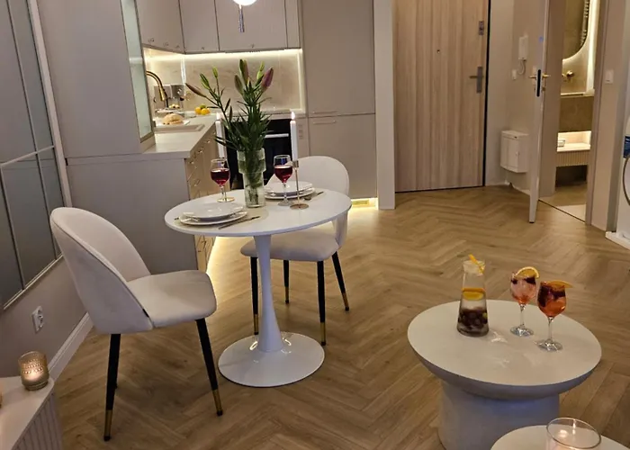 Perla Slonca Premium Private Parking アパート シュチェチン