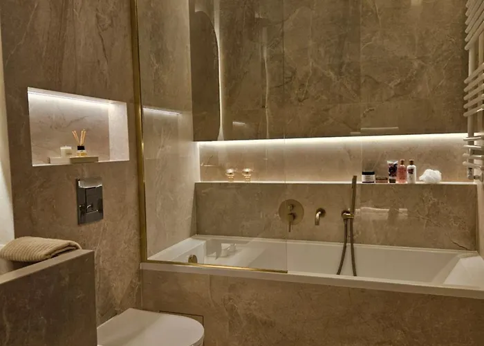 Perla Slonca Premium Private Parking アパート シュチェチン