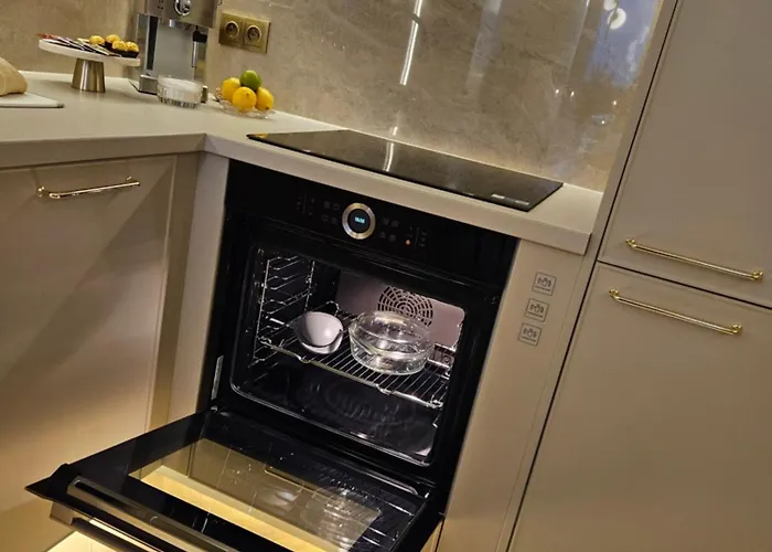 Perla Slonca Premium Private Parking アパート