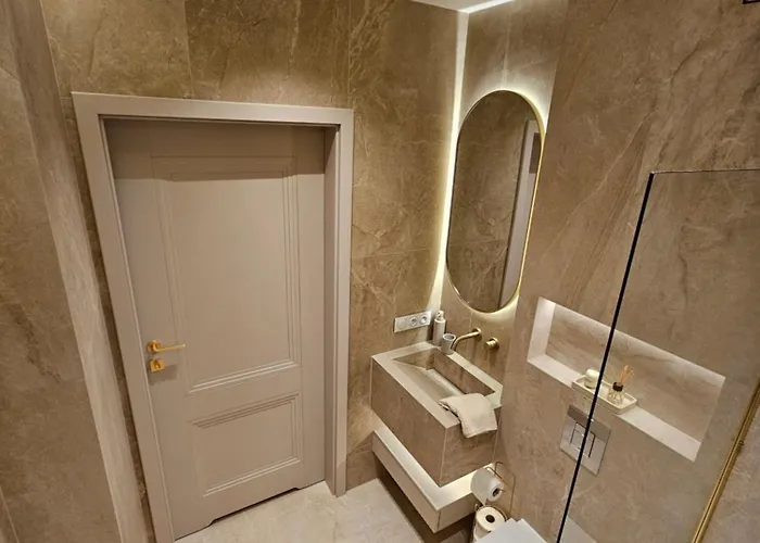 アパート Perla Slonca Premium Private Parking *